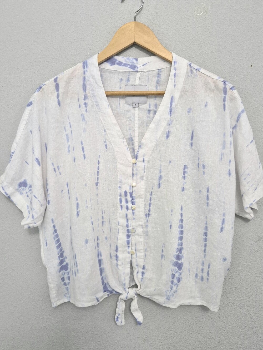 Rails Thea Blouse Cloud Tie Dye Linen Blend Front Tie Small Relaxed Fit Coastal